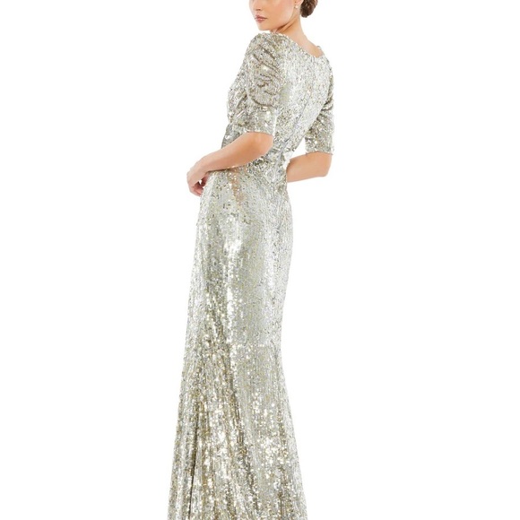 SEQUINED SHORT SLEEVE EVENING GOWN brand new with Macy’s tag size 14 brand new - Picture 3 of 13